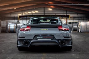 开云kaiyun-“高新体育中心：举重选手角逐顶峰，赛场气氛紧张刺激”