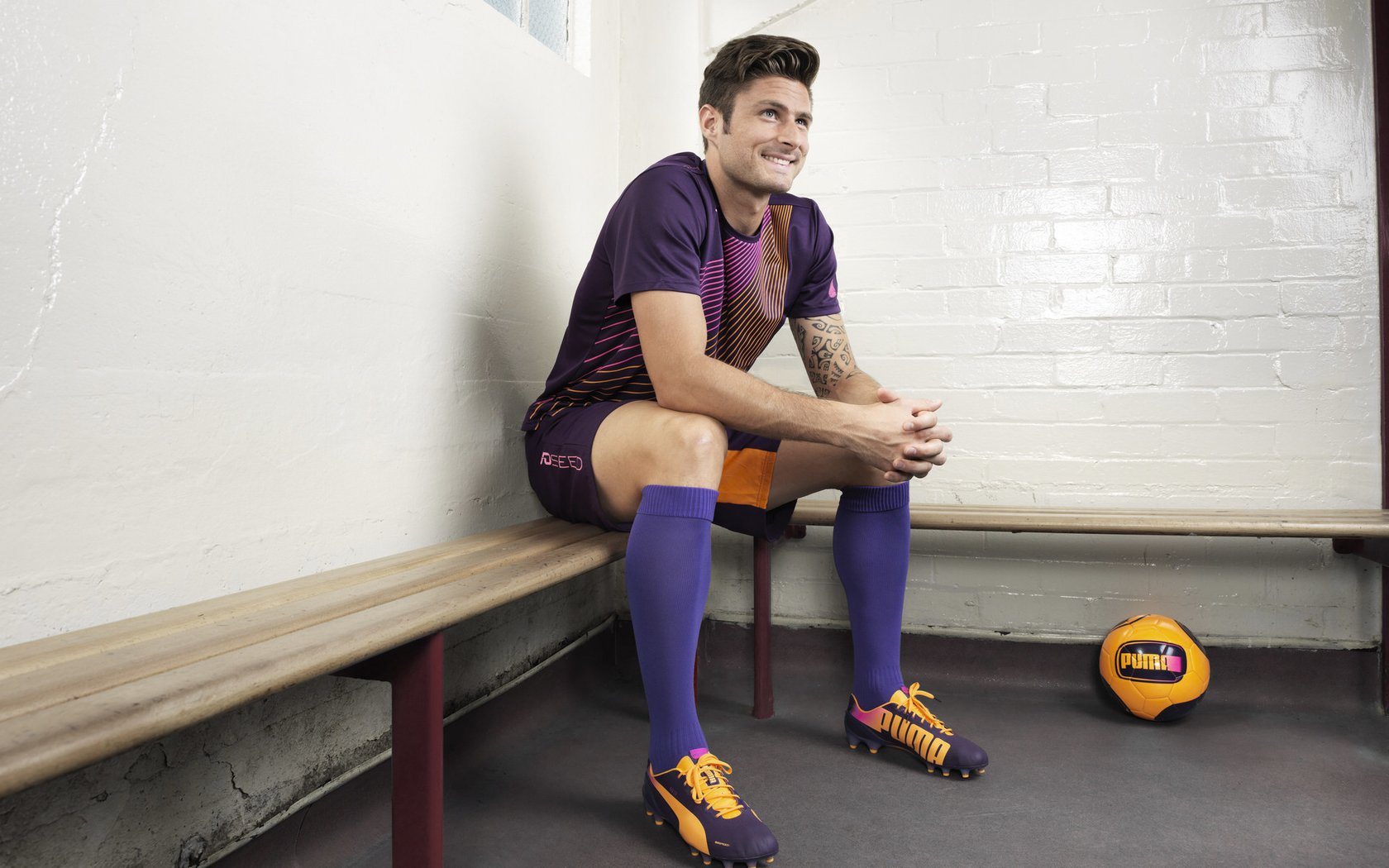 足球赛事商业合作增加，足球机构合作协议